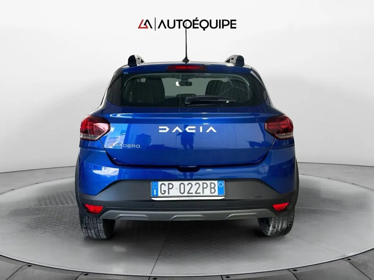Dacia Sandero usata a Roma (4)