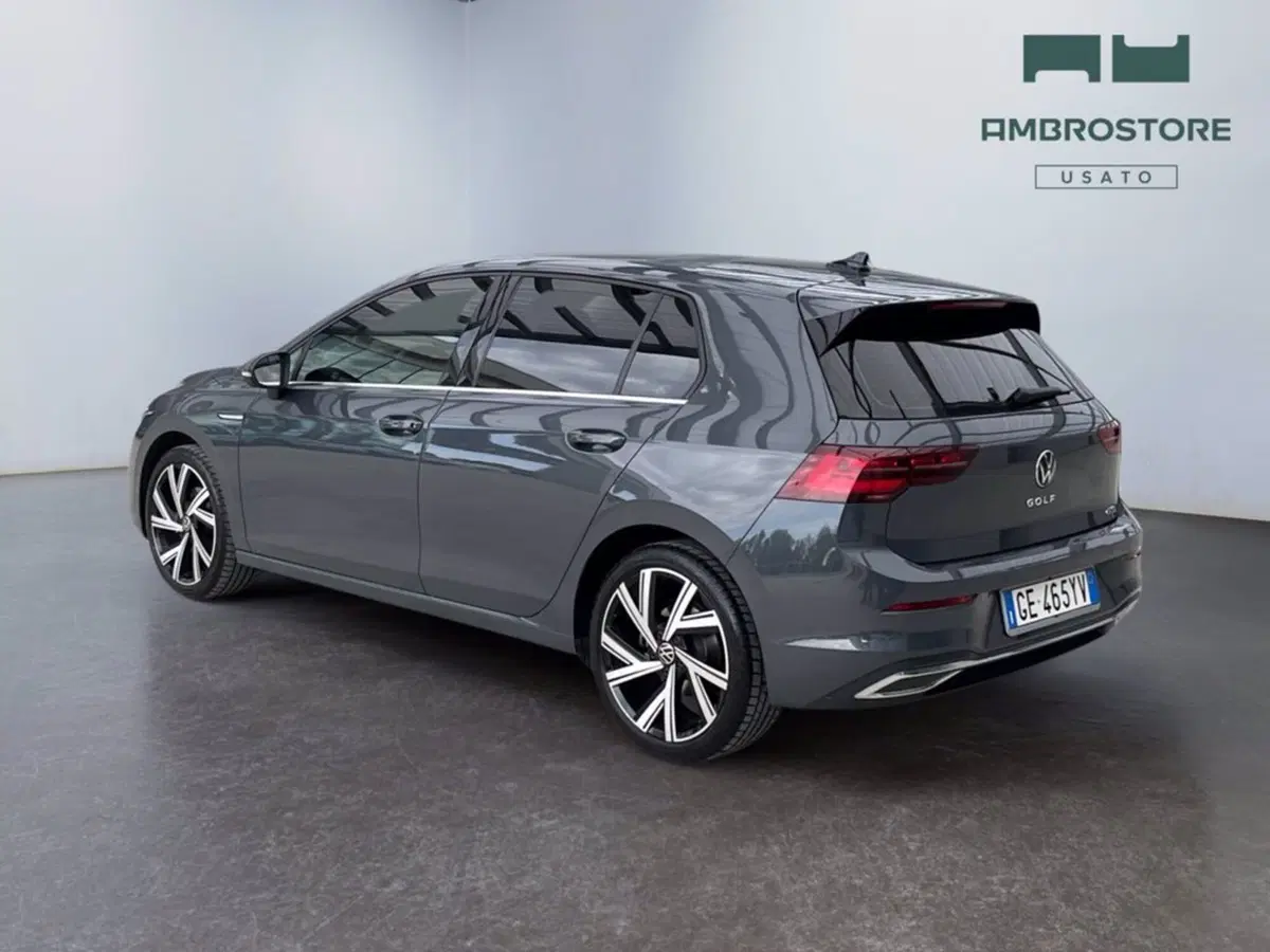 Volkswagen Golf Variant usata a Milano (3)