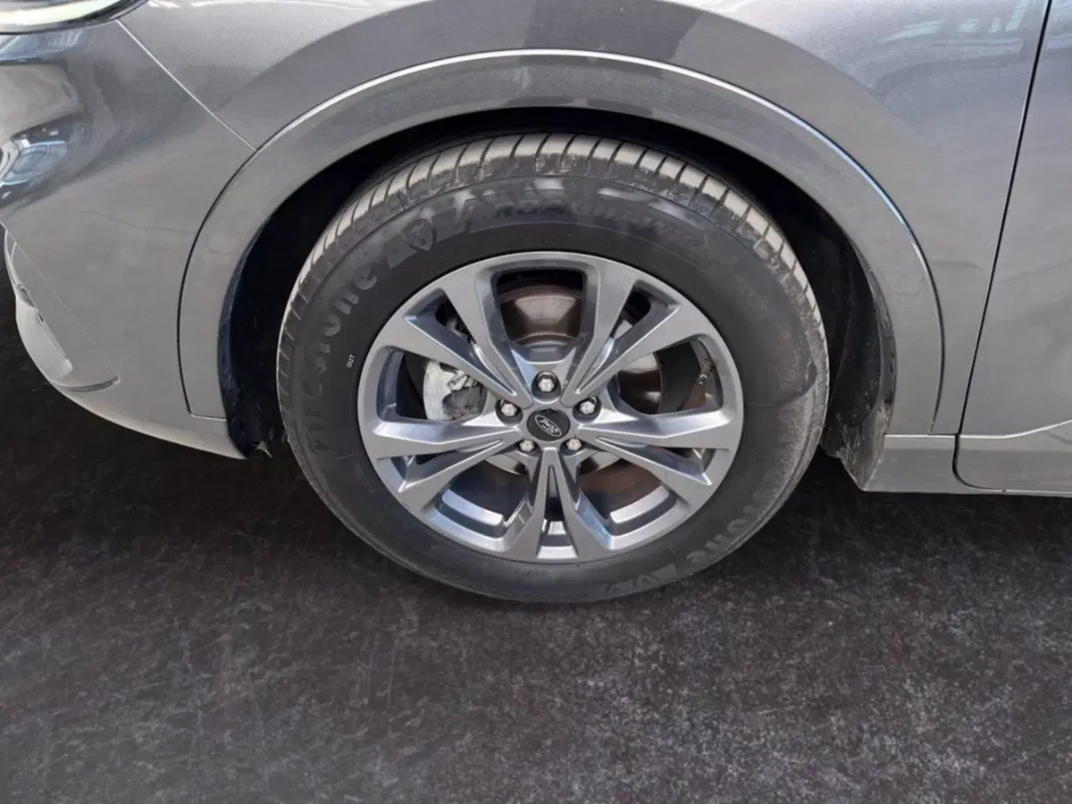 Ford Kuga usata a Milano (9)