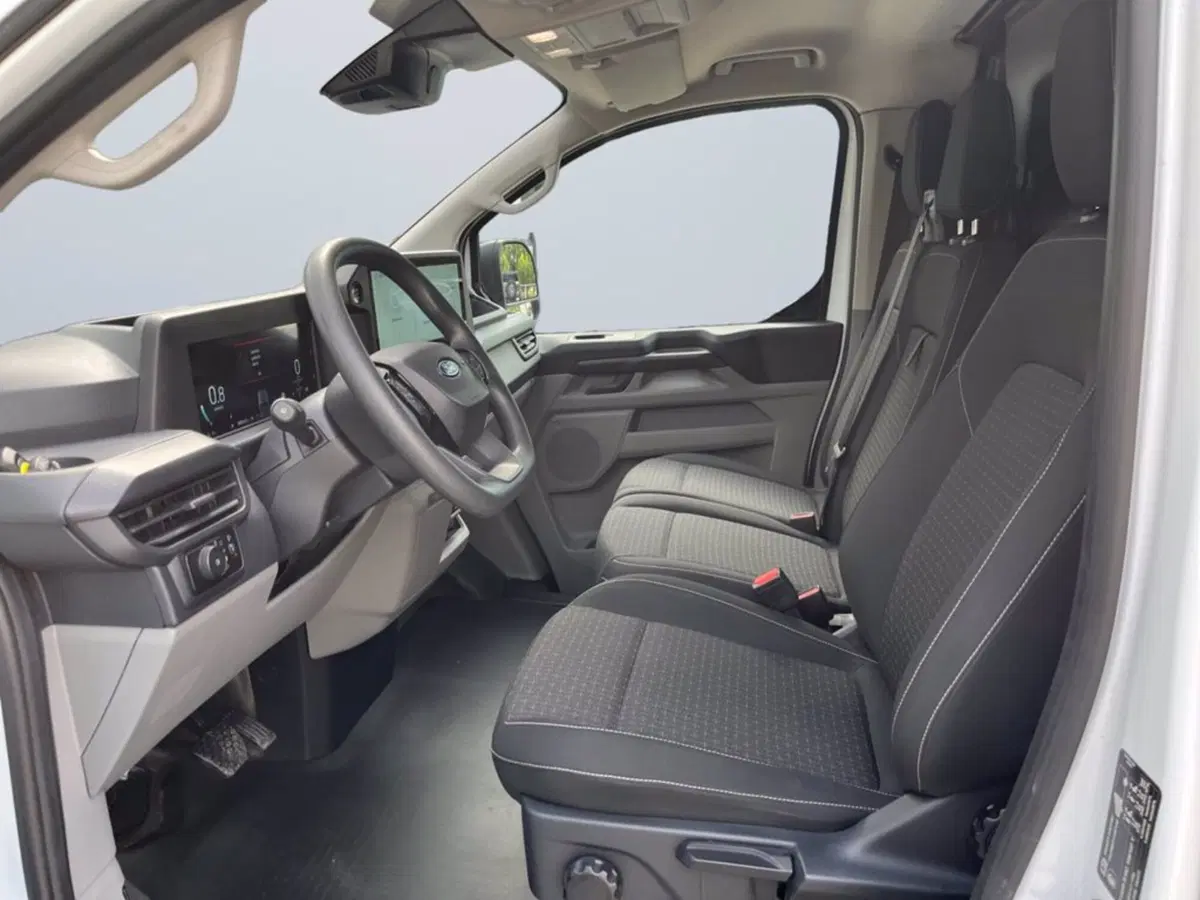 Ford Transit Custom Furgone usata a Milano (10)