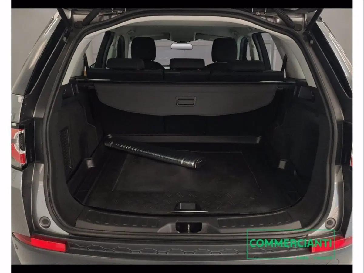 Land Rover Discovery Sport usata a Catania (12)