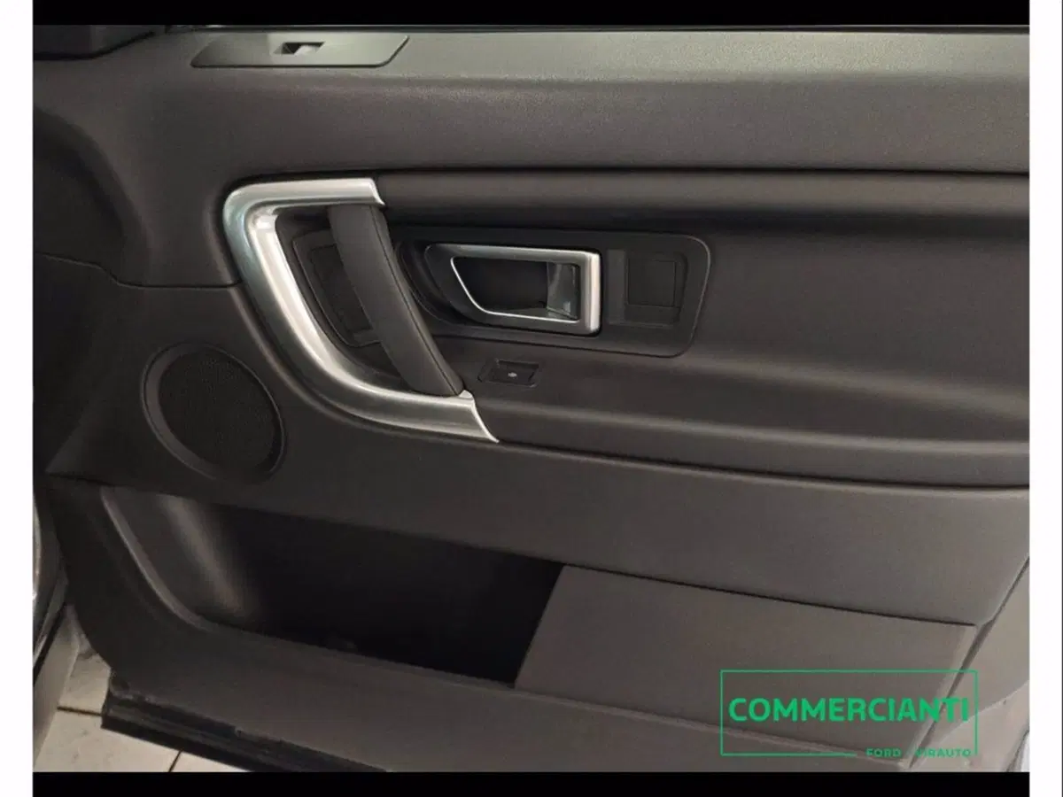 Land Rover Discovery Sport usata a Catania (14)