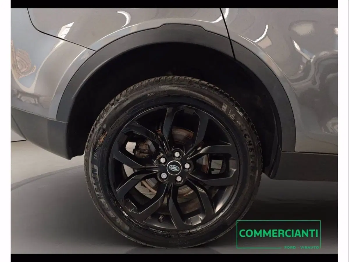 Land Rover Discovery Sport usata a Catania (17)