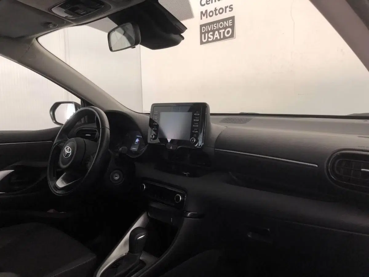 Toyota Yaris Cross usata a Torino (11)