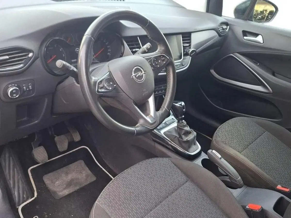 Opel Crossland usata a Torino (10)