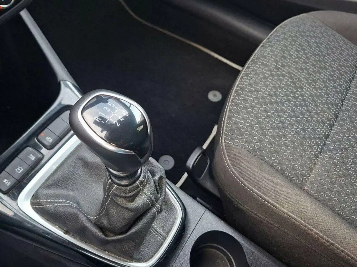 Opel Crossland usata a Torino (8)