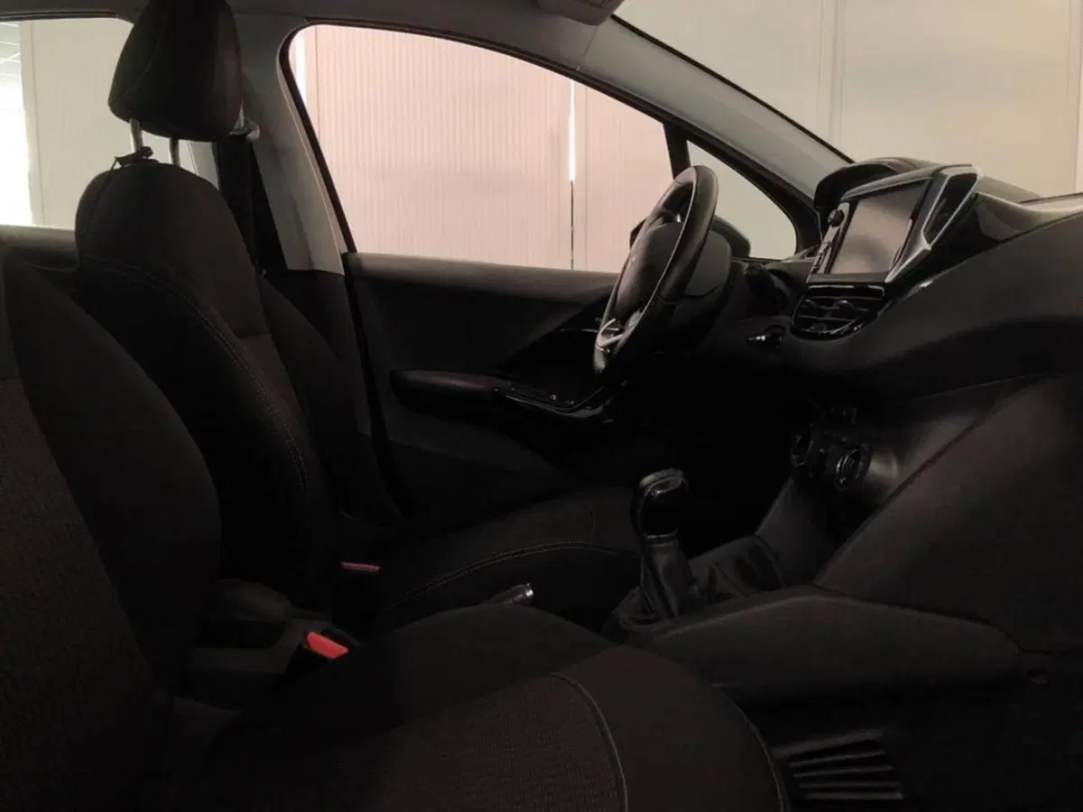 Peugeot 208 usata a Torino (11)