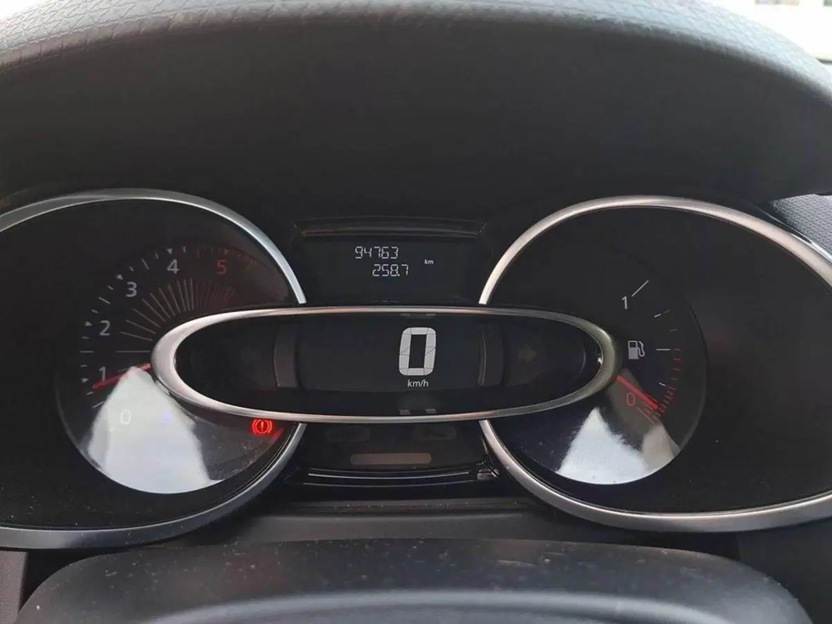 Renault Clio Sporter usata a Torino (6)