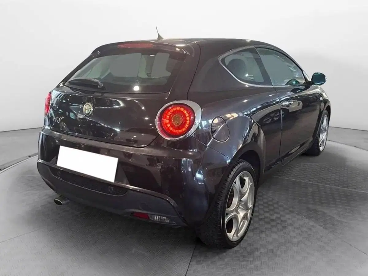 Alfa Romeo MiTo usata a Torino (4)