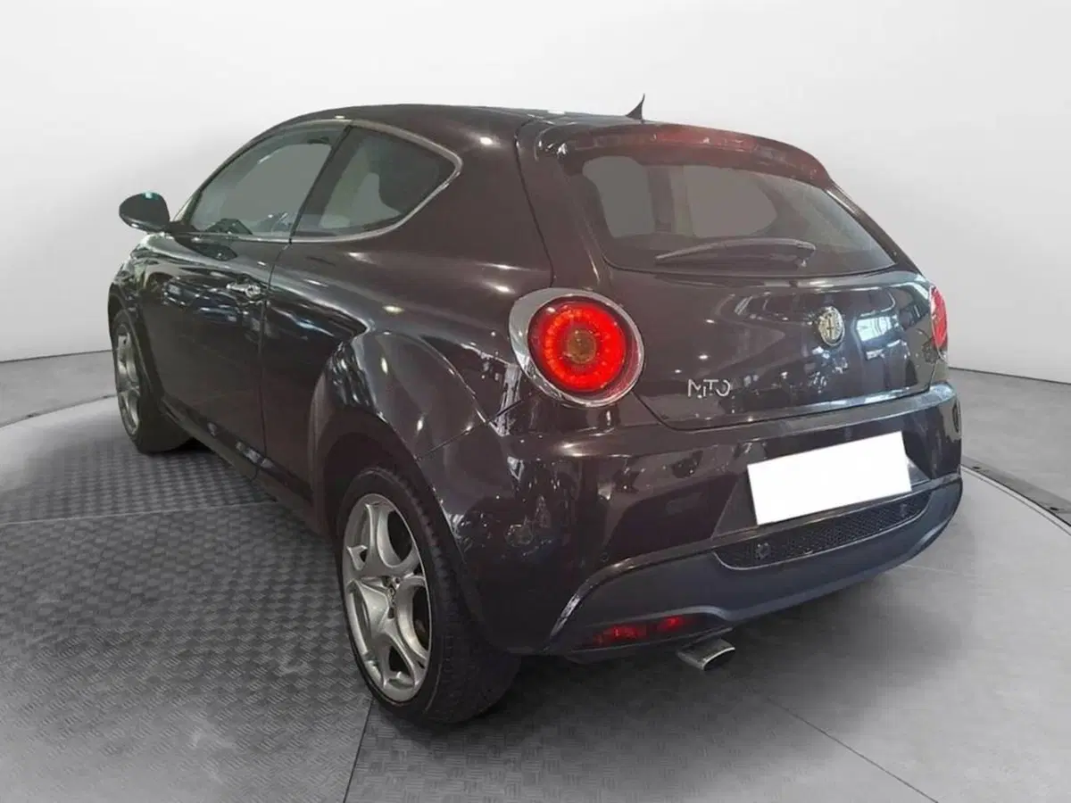 Alfa Romeo MiTo usata a Torino (5)