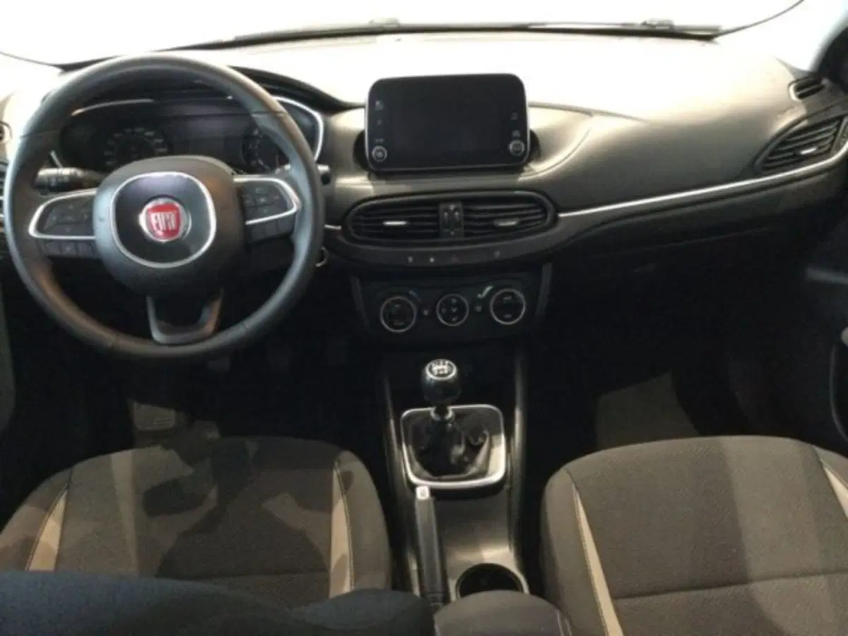 Fiat Tipo Station Wagon usata a Caltanissetta (5)