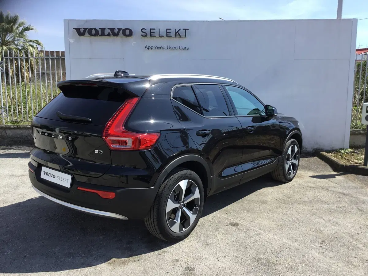 Volvo XC40 usata a Napoli (2)