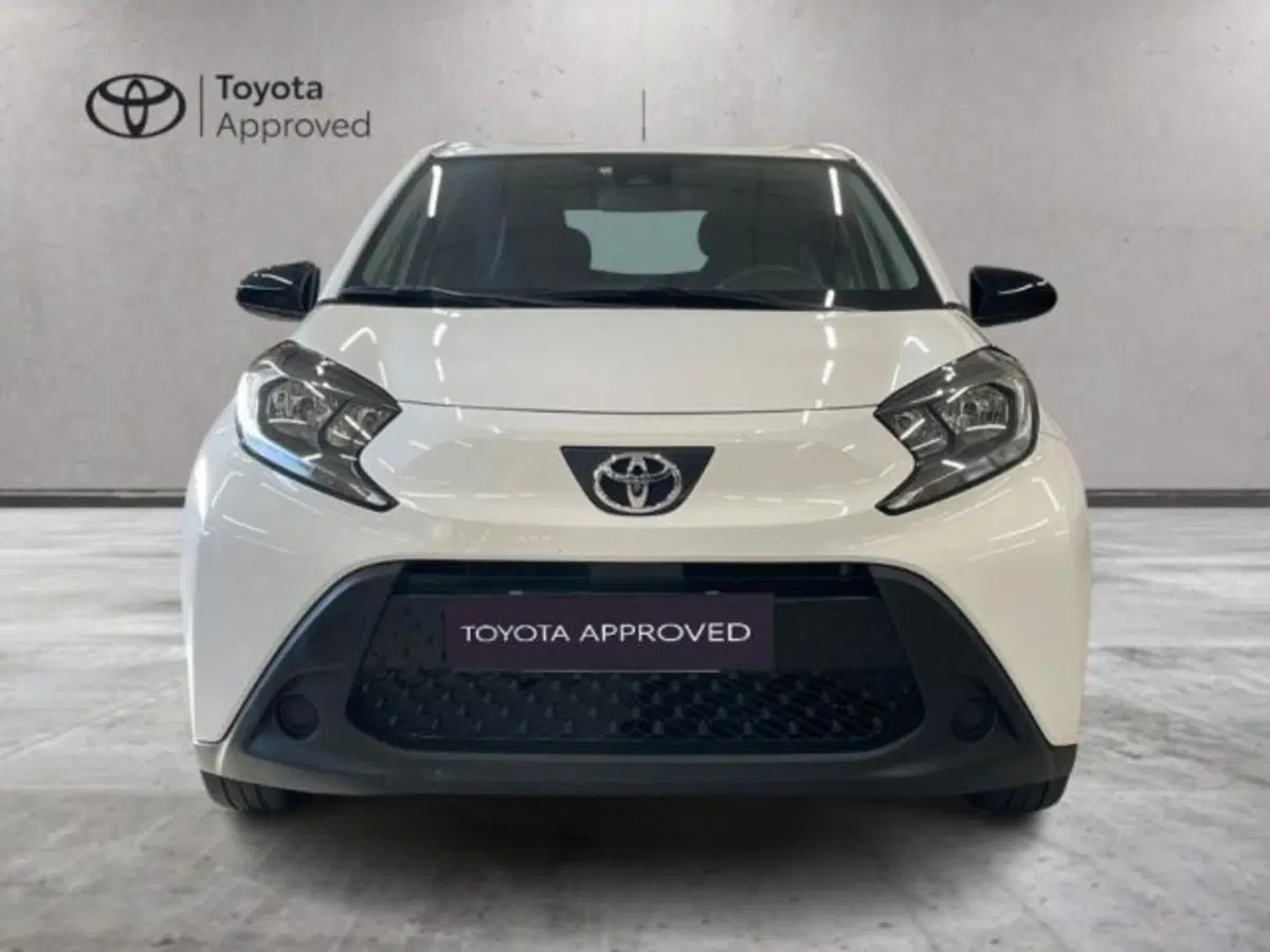 Toyota Aygo X usata a Vercelli (13)