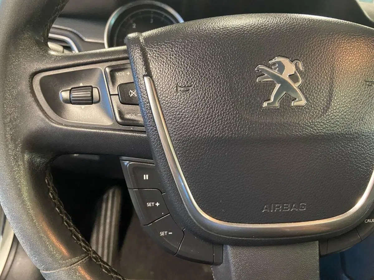 Peugeot 508 SW usata a Torino (12)