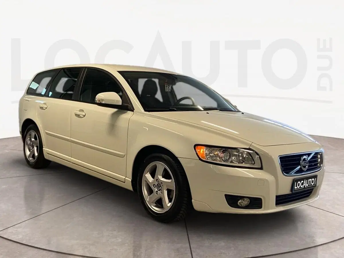 Volvo V50 usata a Torino (2)