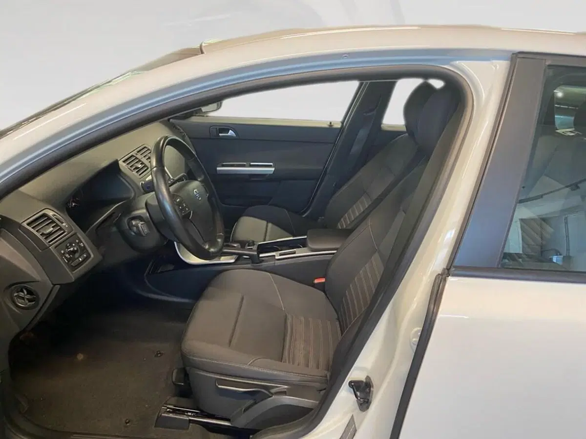 Volvo V50 usata a Torino (6)