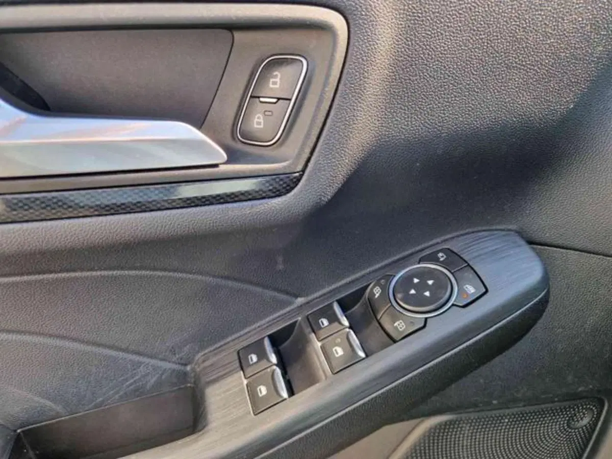 Ford Kuga usata a Bologna (18)