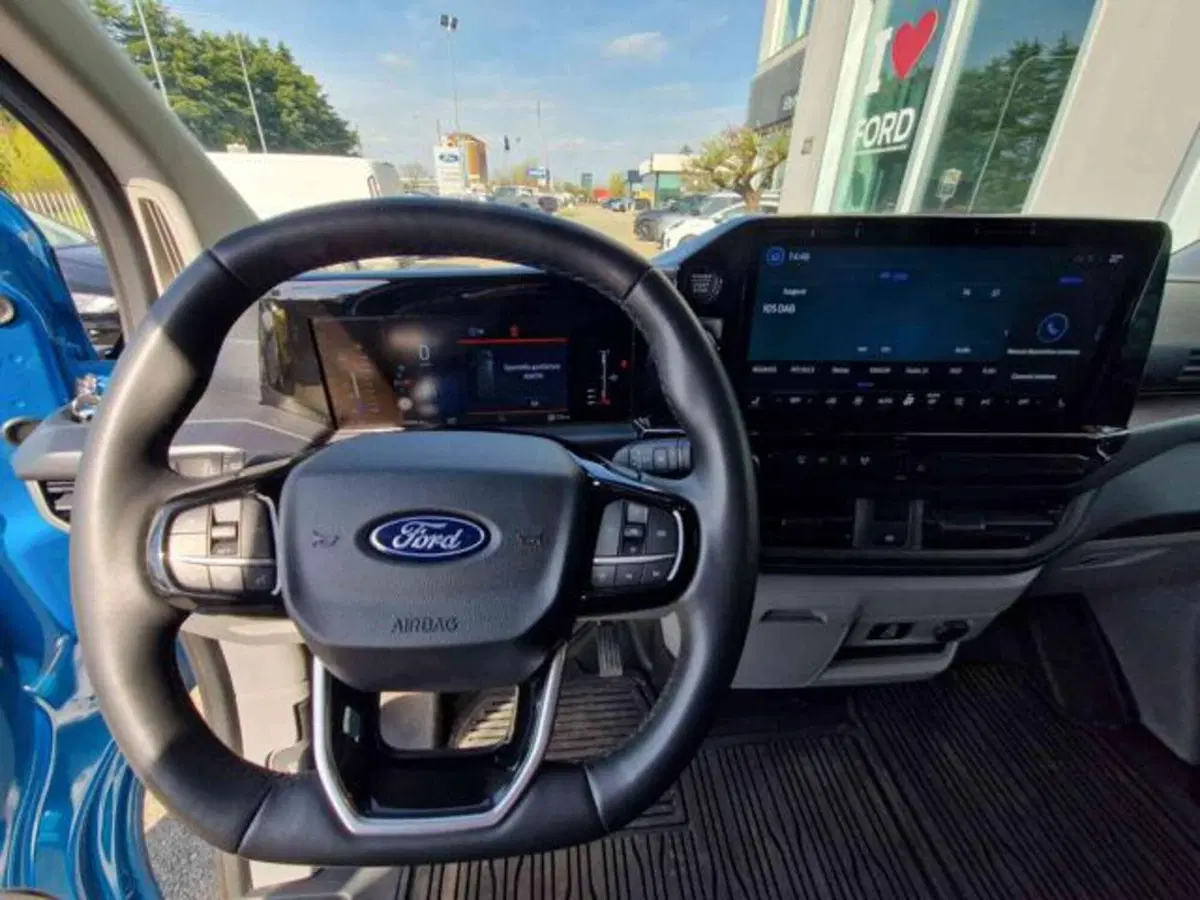 Ford Transit Custom Furgone usata a Bologna (9)