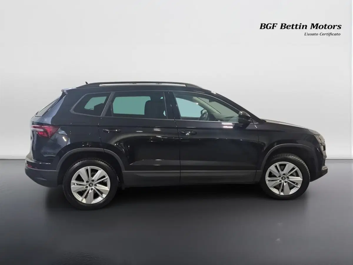 Skoda Karoq usata a Padova (5)
