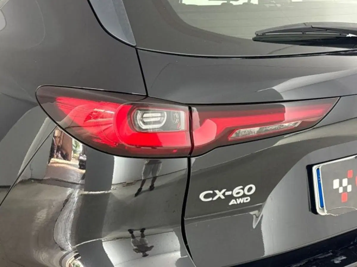 Mazda CX-60 usata a Bologna (8)