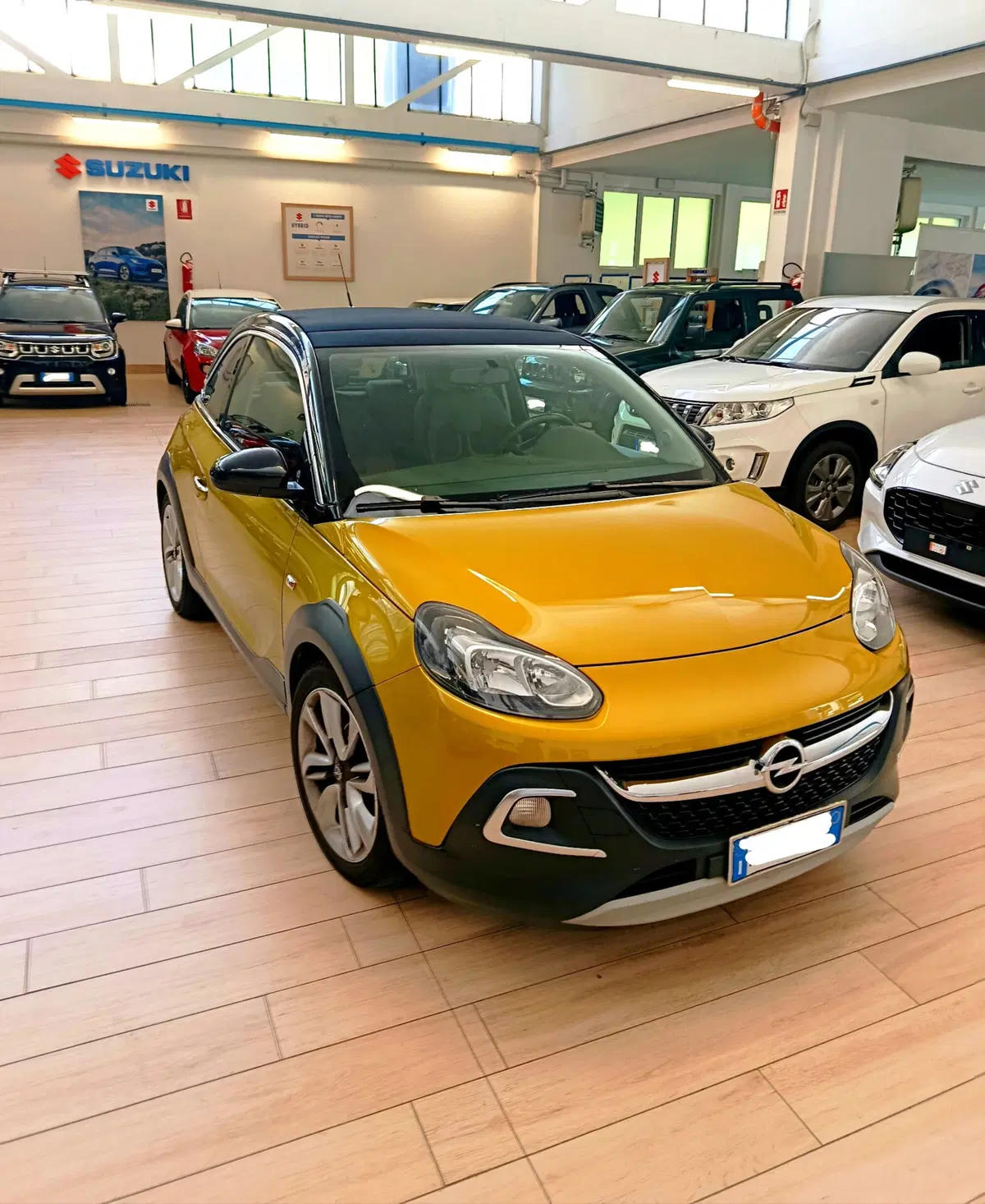 Opel Adam usata a Lecco (3)