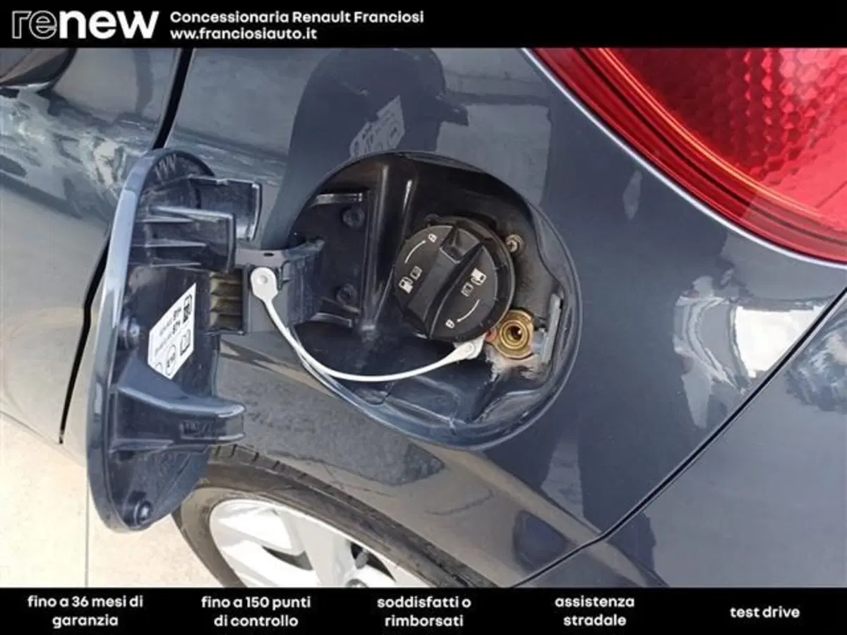 Hyundai i10 usata a Modena (18)
