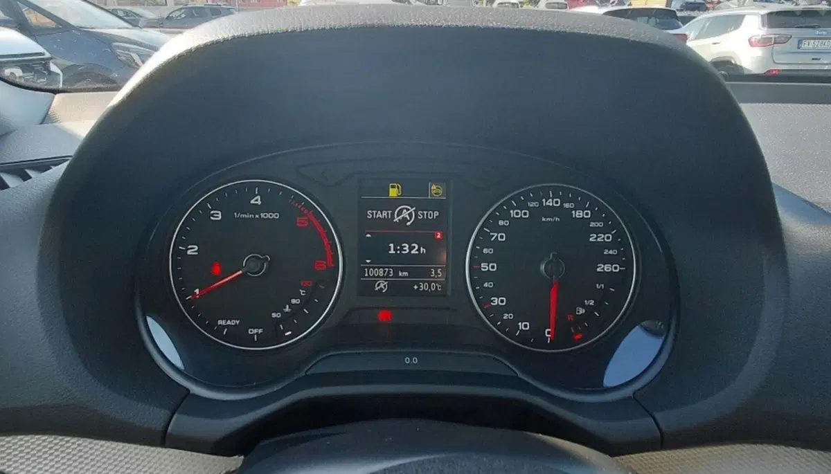Audi Q2 usata a Cosenza (13)