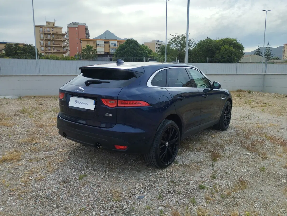 Jaguar F-Pace usata a Palermo (4)