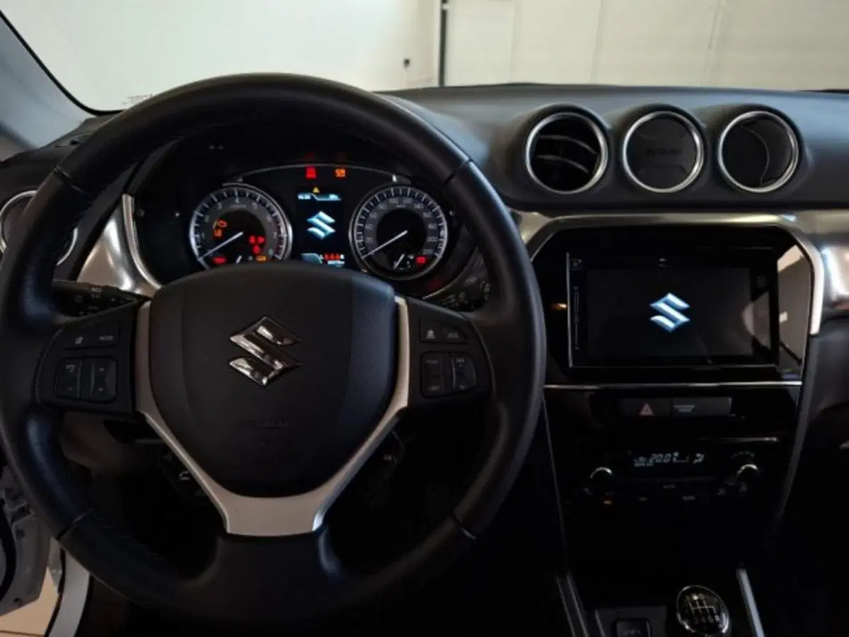 Suzuki Vitara usata a Reggio Emilia (9)