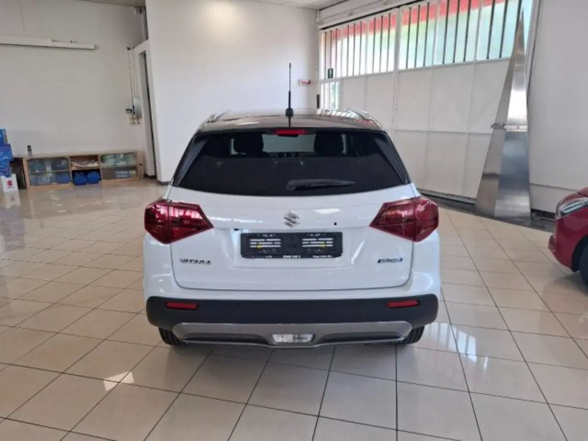 Suzuki Vitara nuova a Reggio Emilia (4)