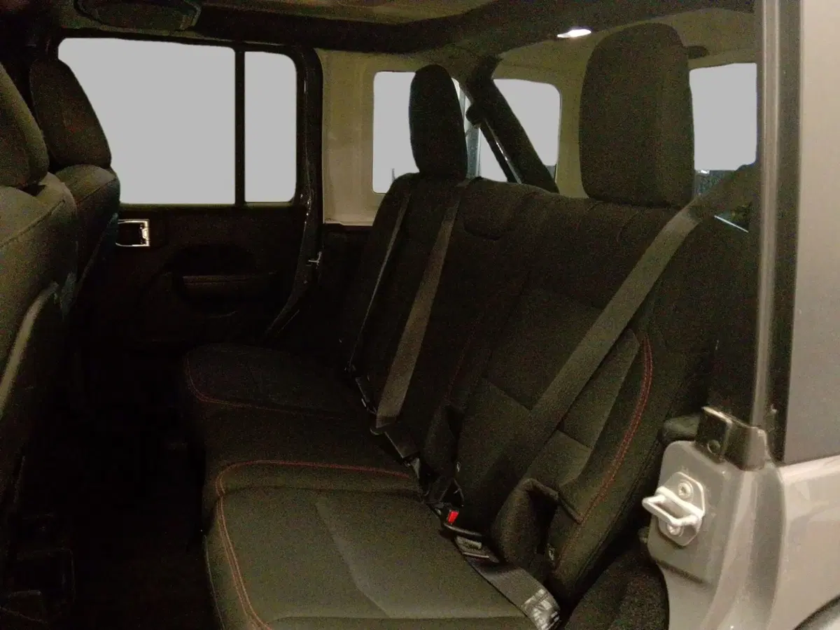 Jeep Wrangler Unlimited usata a Monza e Brianza (14)