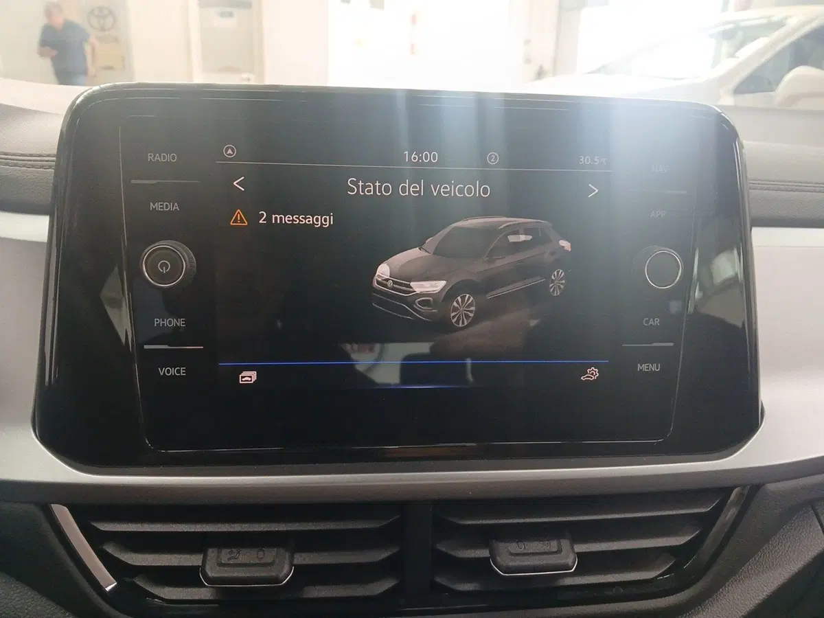 Volkswagen T-Roc usata a Lecce (19)