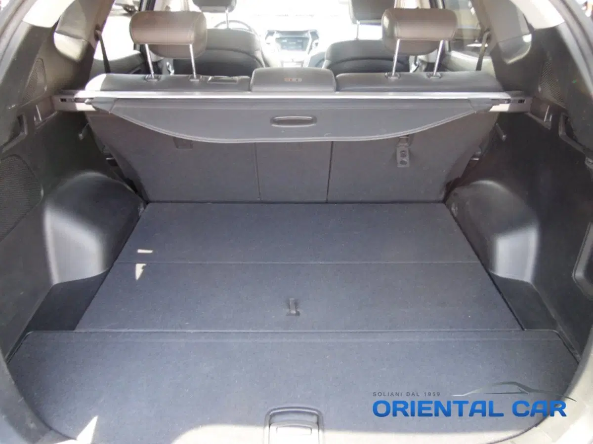 Hyundai Santa Fe usata a La Spezia (14)