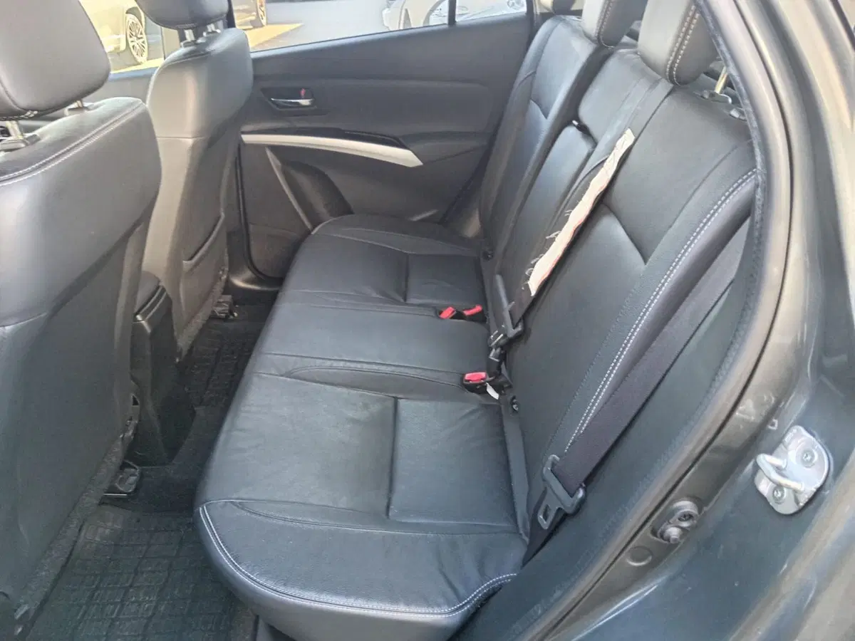 Suzuki S-Cross usata a Alessandria (15)