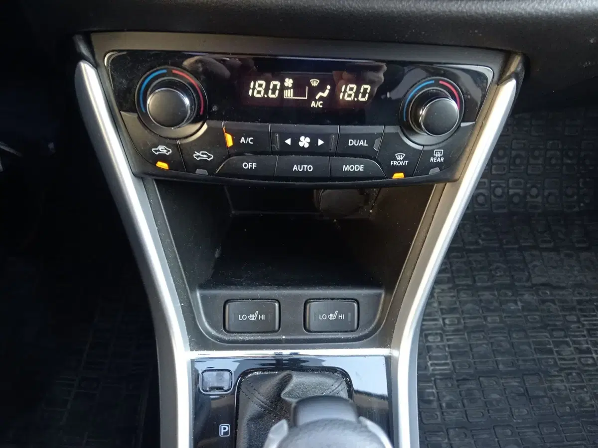 Suzuki S-Cross usata a Alessandria (20)