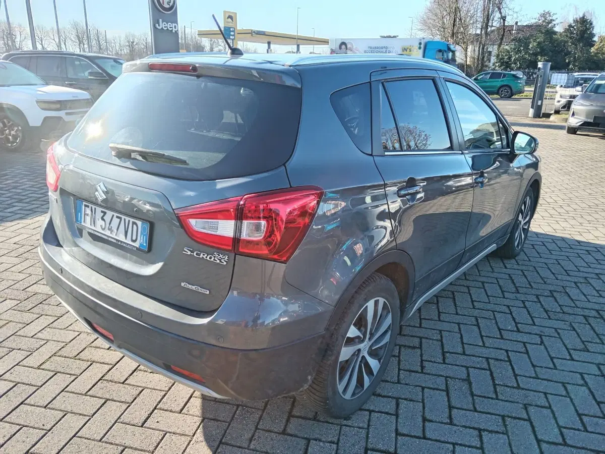 Suzuki S-Cross usata a Alessandria (5)