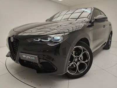 Alfa Romeo Stelvio 2.2 t Veloce rwd 160cv auto del 2023 usata a Erba