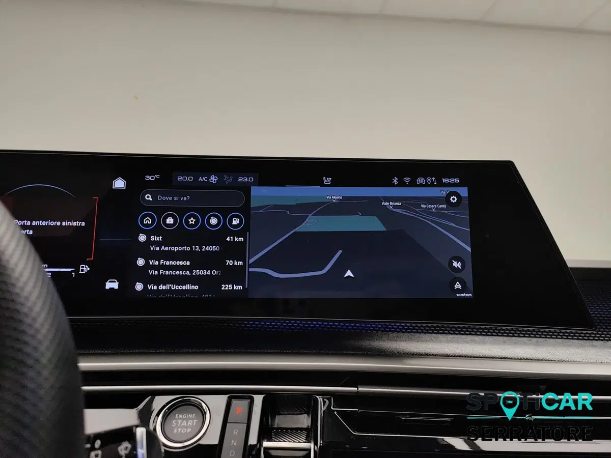 Peugeot 5008 usata a Como (11)