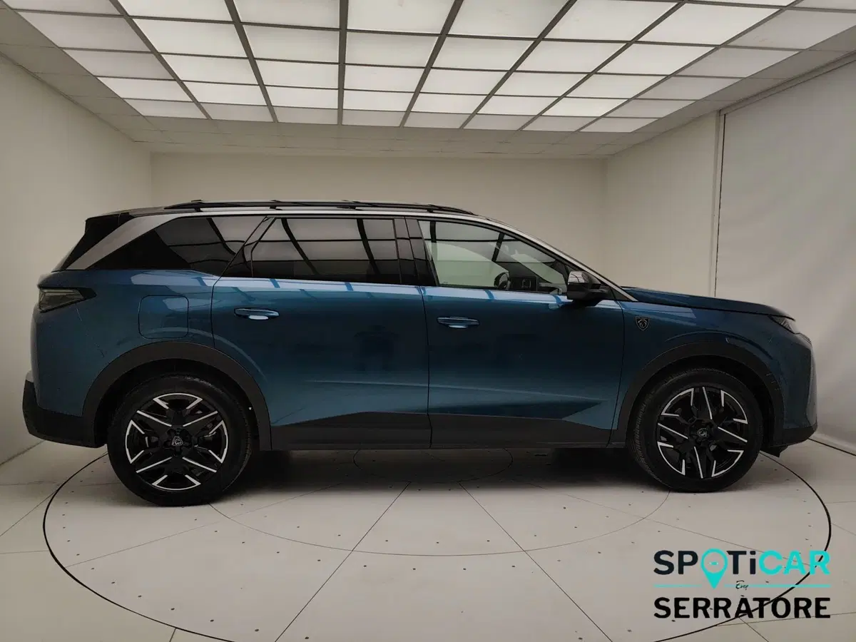 Peugeot 5008 usata a Como (20)