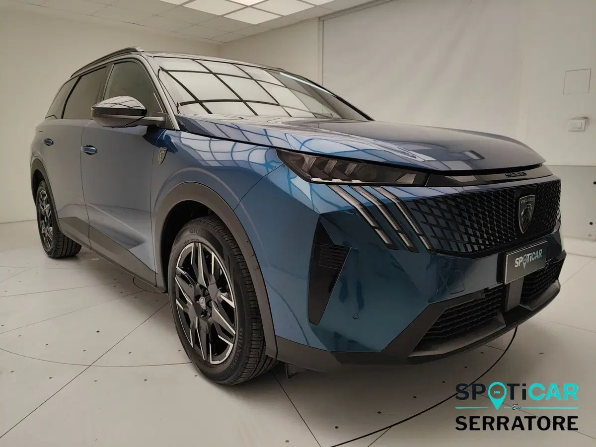 Peugeot 5008 usata a Como (3)