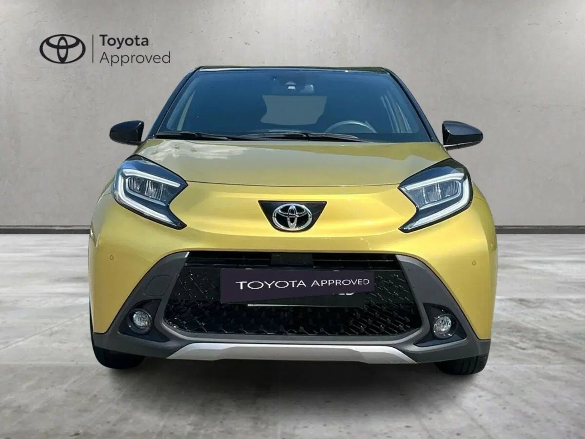 Toyota Aygo X usata a Sondrio (12)