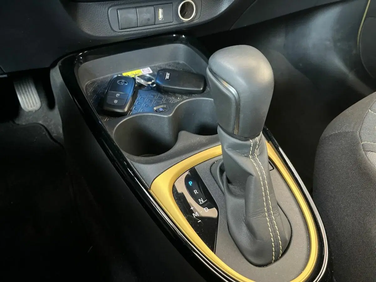 Toyota Aygo X usata a Sondrio (15)