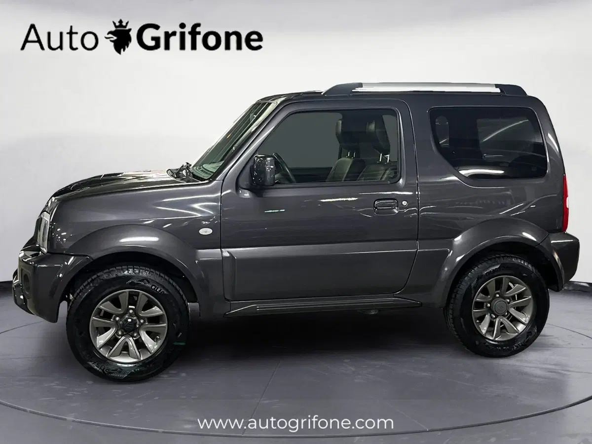 Suzuki Jimny usata a Modena (2)