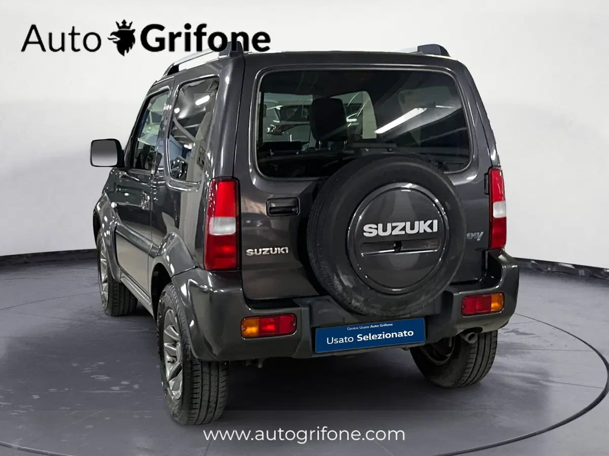 Suzuki Jimny usata a Modena (3)