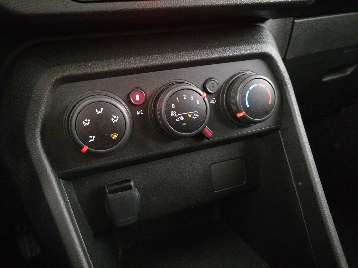 Dacia Sandero Streetway usata a Roma (14)