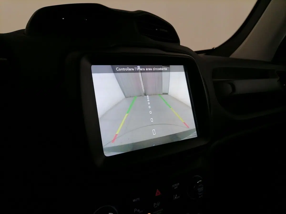 Jeep Renegade usata a Roma (16)
