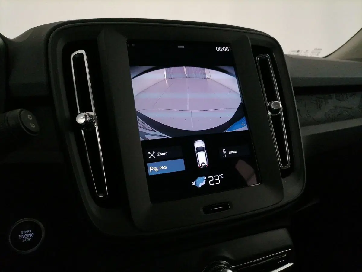 VOLVO Veicoli Commerciali XC40 usata a Roma (16)