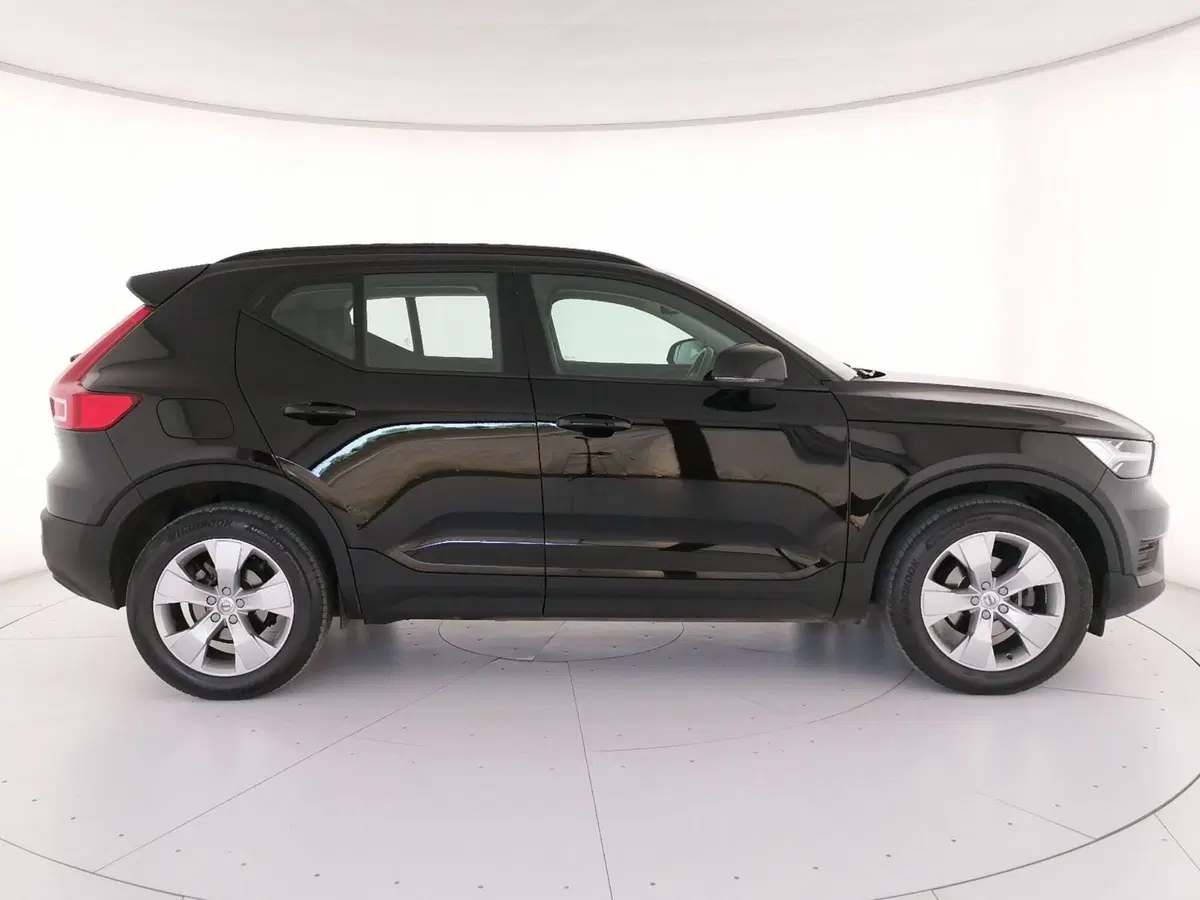 VOLVO Veicoli Commerciali XC40 usata a Roma (3)