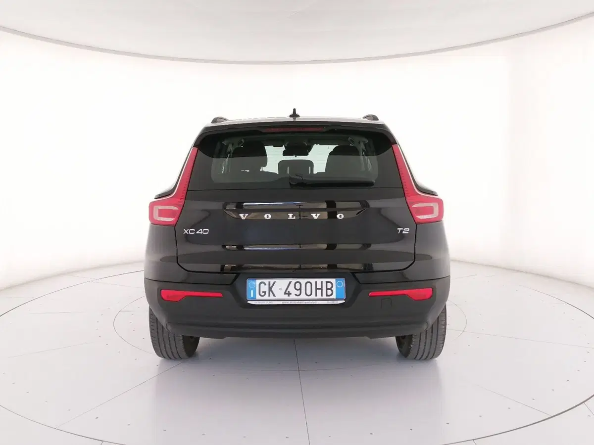 VOLVO Veicoli Commerciali XC40 usata a Roma (4)