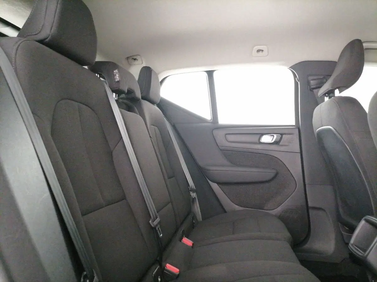 VOLVO Veicoli Commerciali XC40 usata a Roma (8)